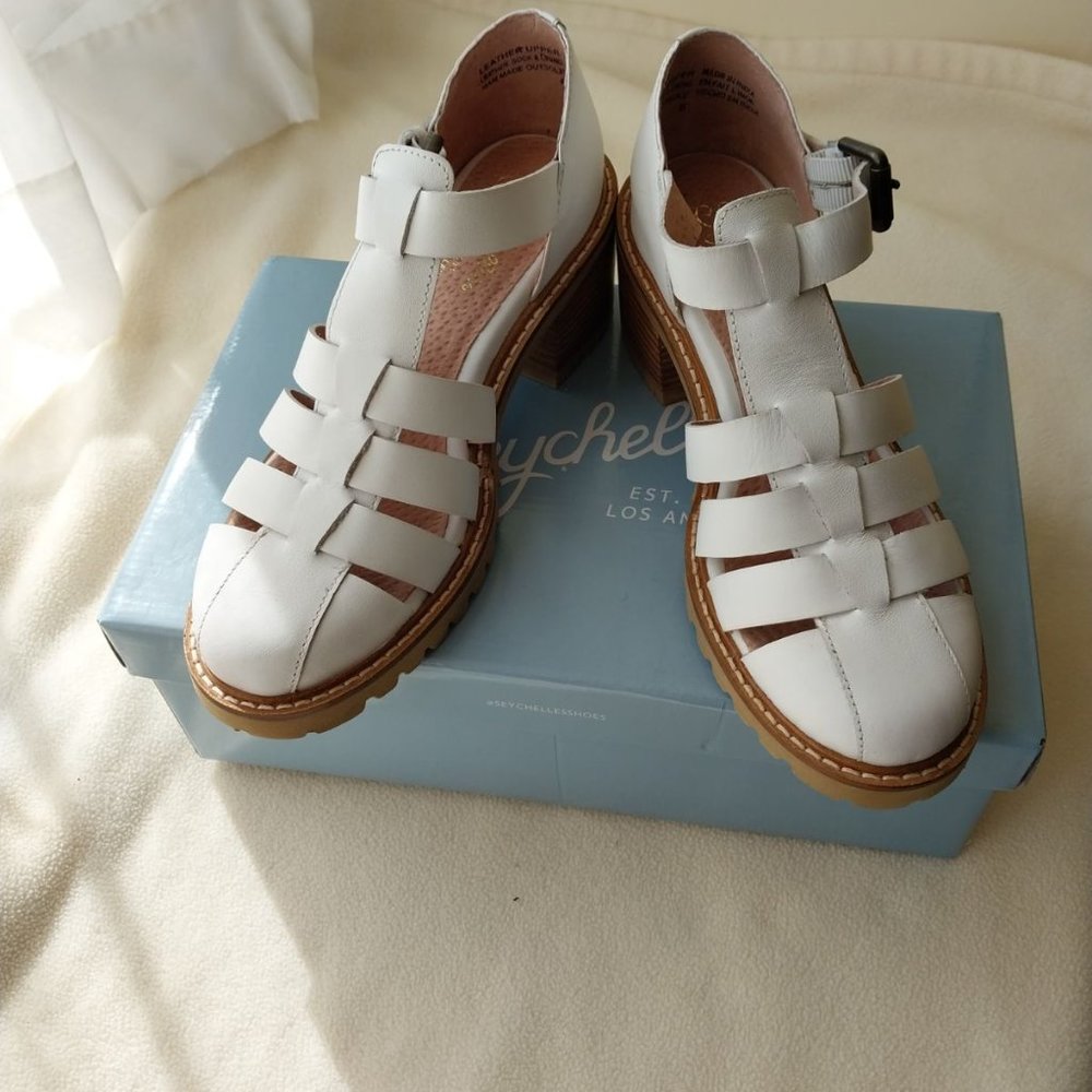 Seychelles Fisherman Heeled Sandals - Size 6M